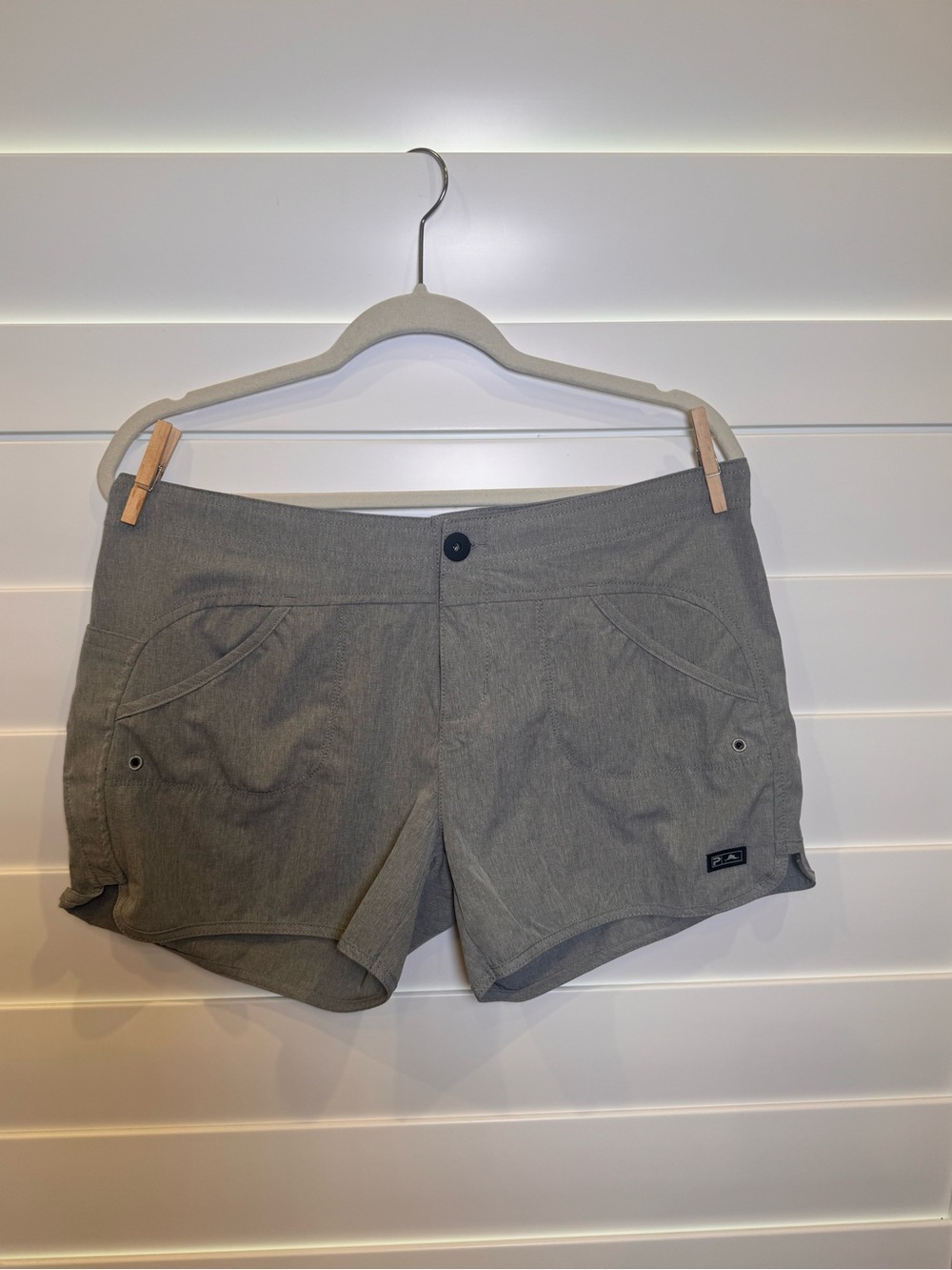 Pelagic Women's Gray Performance Athletic Shorts